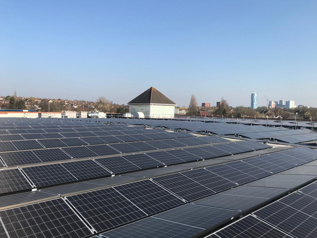 What Are Commercial Solar Panels?