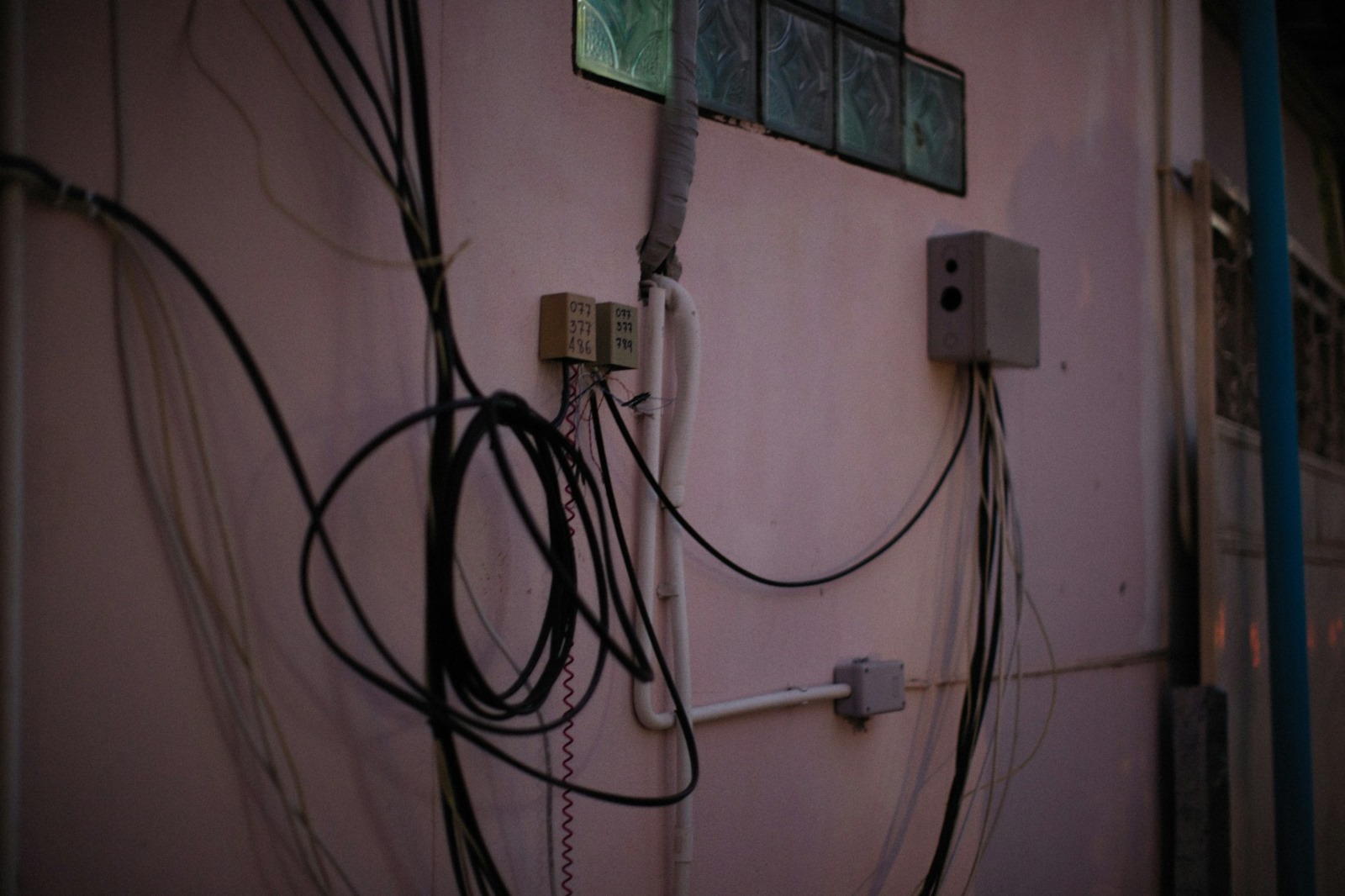 Why London Homes Have Ageing Electrical Wiring and Why Rewiring Should Be a Priority – Expert Tips by Milad Parvizi
