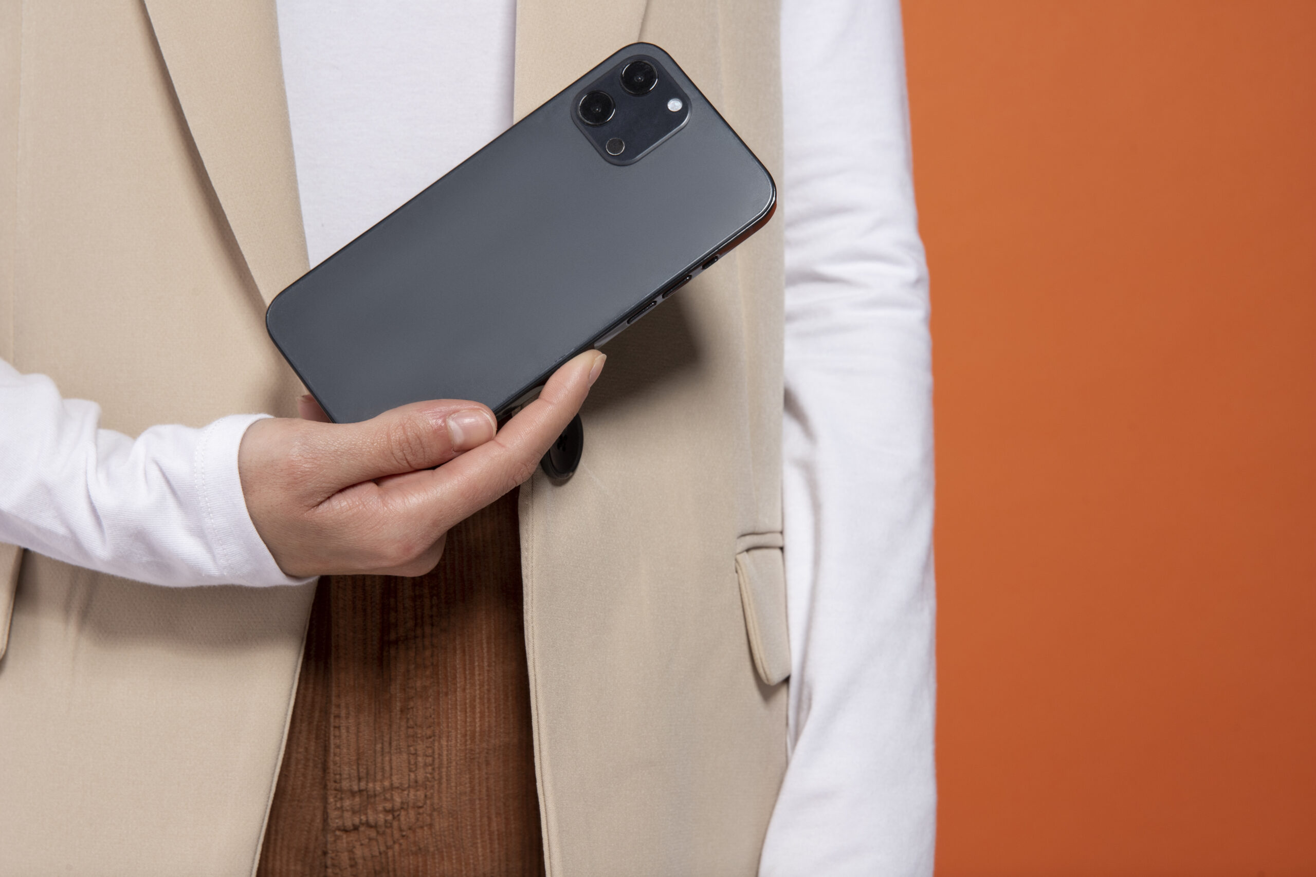 Apple's Older Models: iPhone XR and X Refurbished Guide