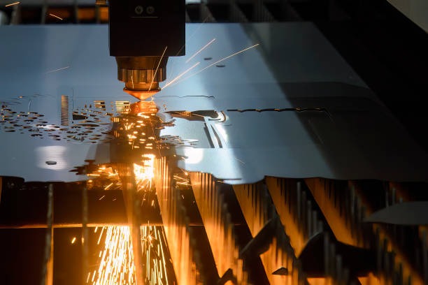 Investigating Custom Automotive Fabrication Techniques for Prototypes and Limited-Run Vehicles