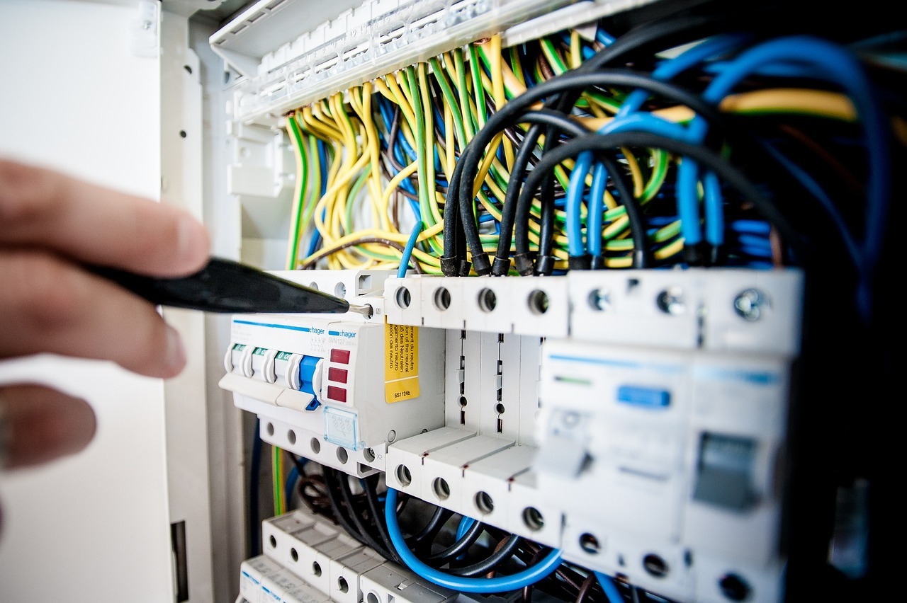 Choosing Skilled Electrical Professionals for Modern Homes in Buckinghamshire