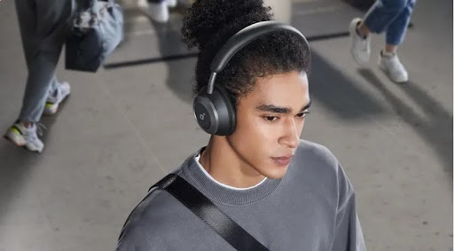 How Do Over-Ear Headphones Improve Sound Quality